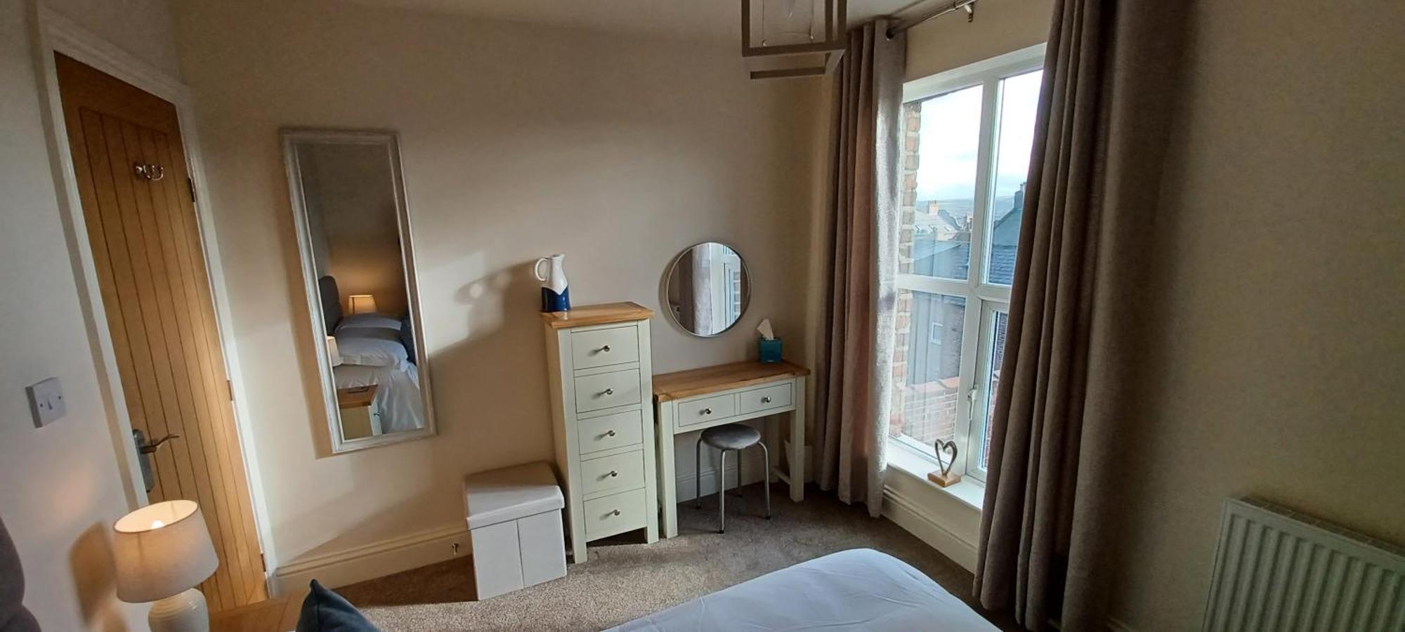 Villa West Cliff Townhouse With Parking Whitby Esterno foto