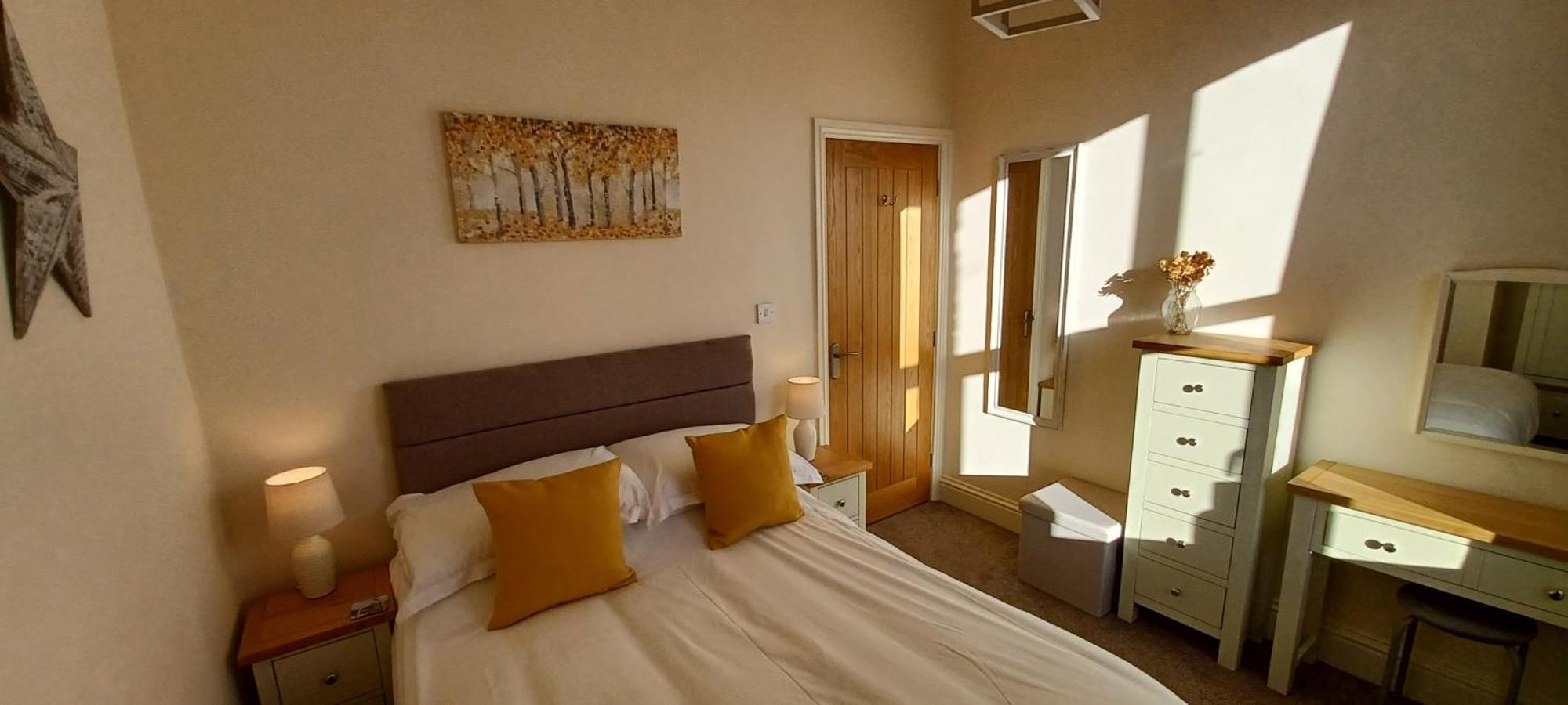 Villa West Cliff Townhouse With Parking Whitby Esterno foto